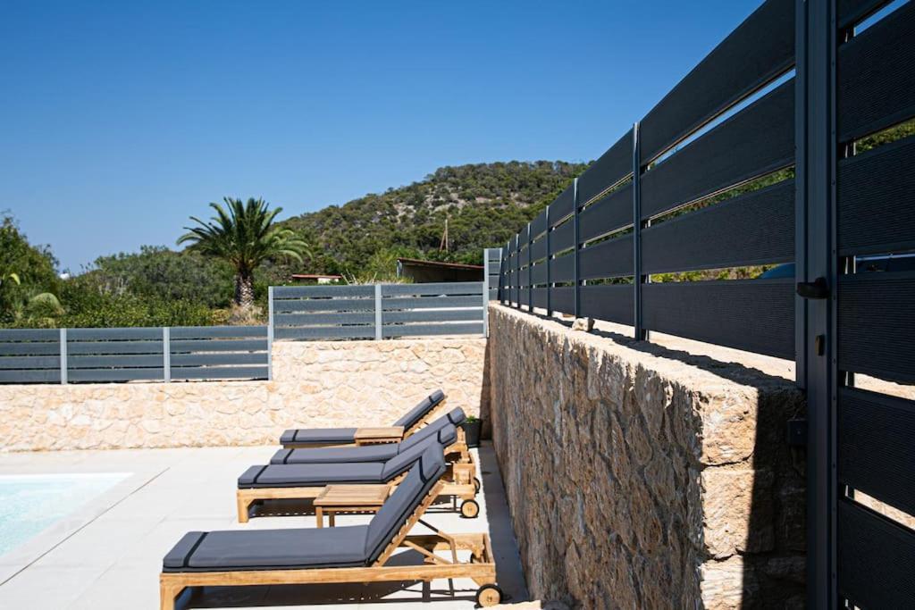 Pine House Villa Agioi ภายนอก รูปภาพ