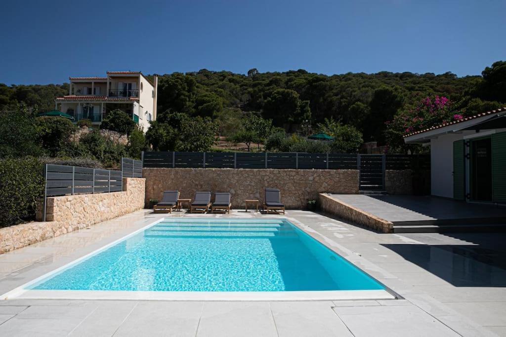 Pine House Villa Agioi ภายนอก รูปภาพ